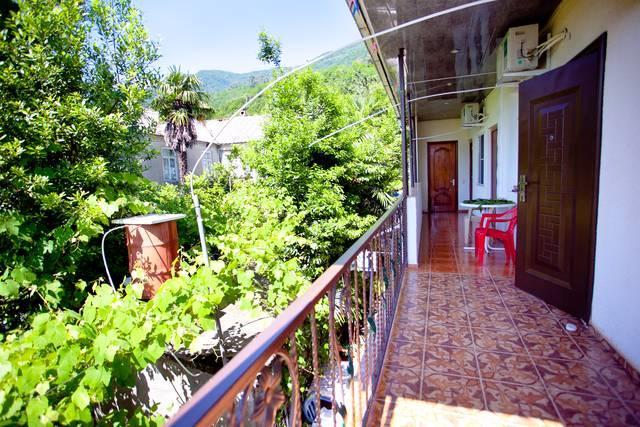 Гостевой Дом На Гечба Gagra Exterior foto